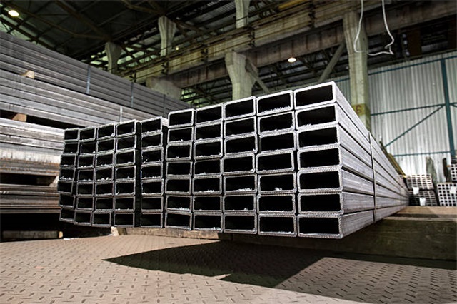 西藏<font style='color:red'>无缝方矩管</font>尺寸一览表